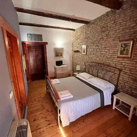 La Degli Artisti 3* Medelana