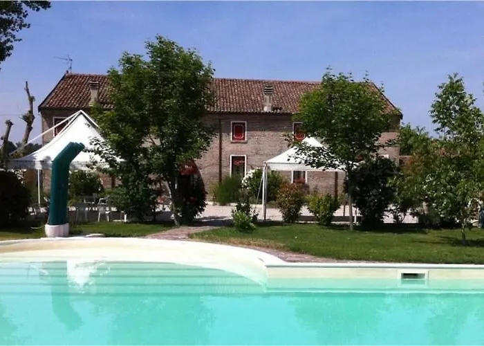 La Degli Artisti 3* Medelana